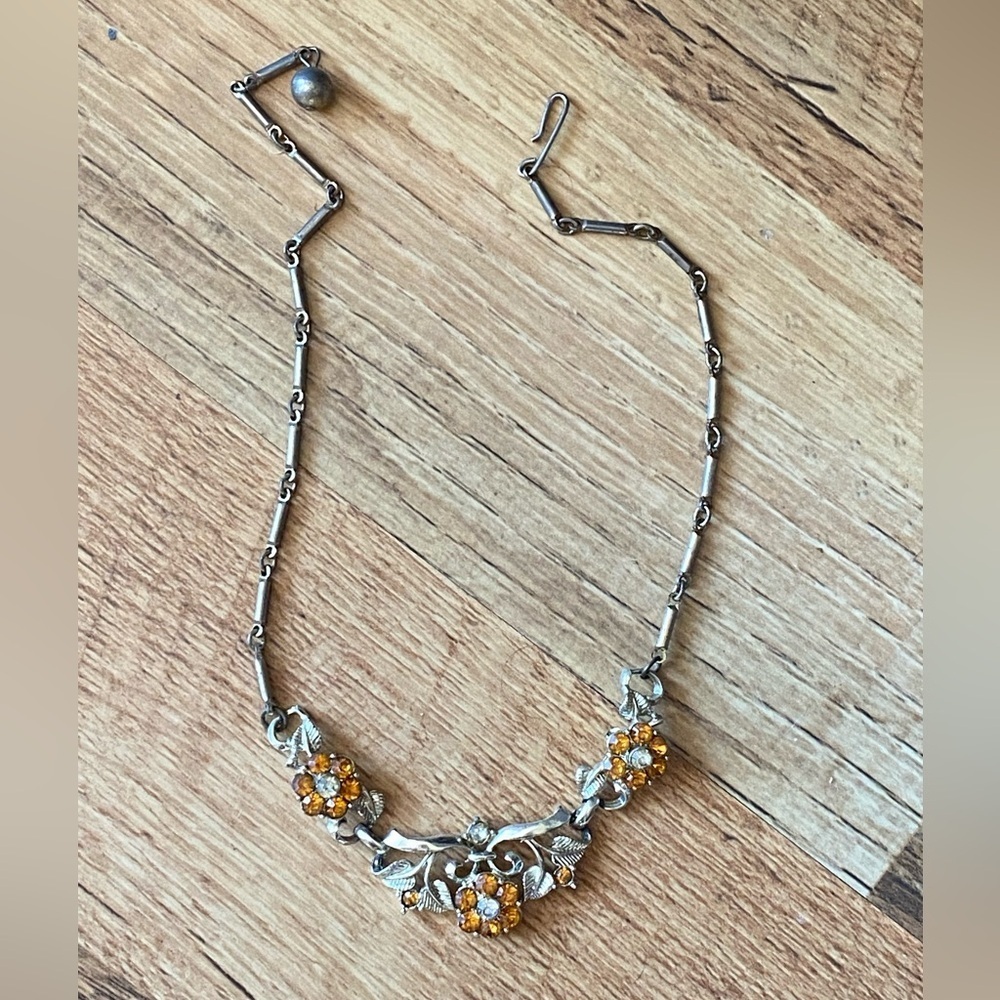 Vintage Rhinestone flower choker